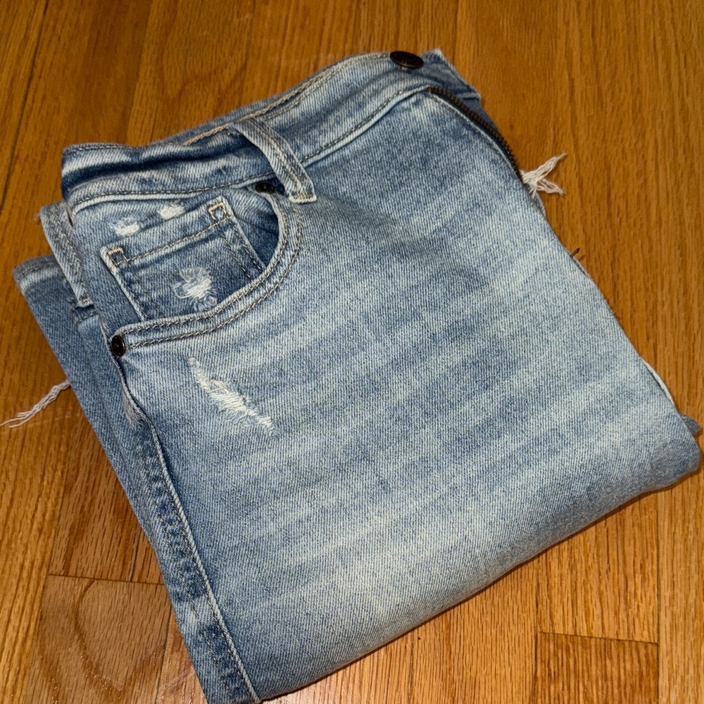Eunina Light Blue Boyfriend Jeans